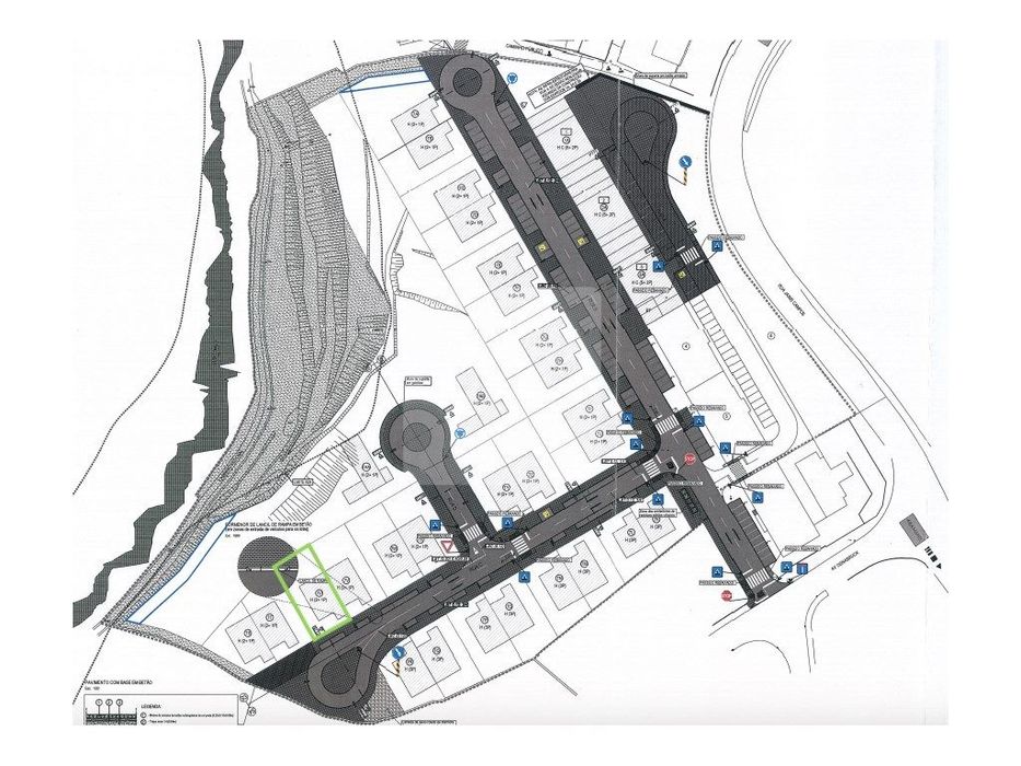 Lote Para Construção de Moradia ao Parque Corgo