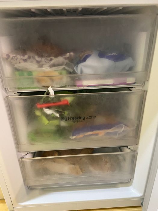 Cozinha diversos electrodomesticos