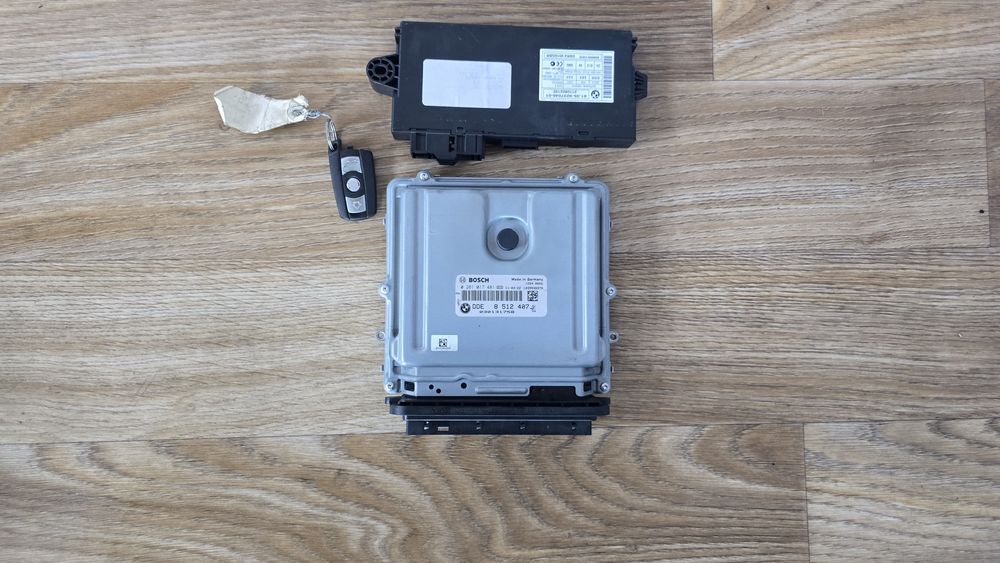 Блок керування двигуном н57 3.0 0 281 017 481