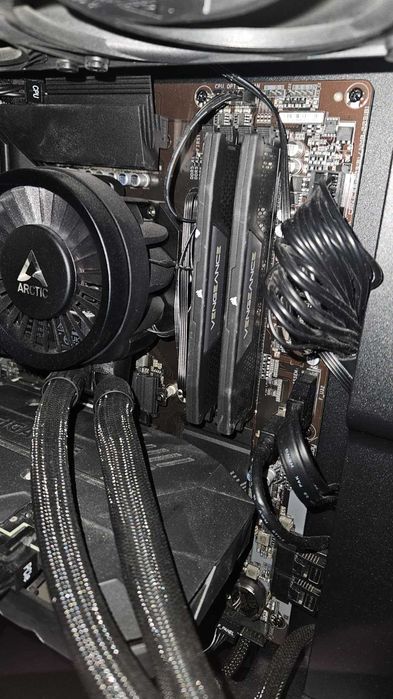 Corsair Vengeance 2x 32GB DDR5 5600 CL40 (64GB) c/ GARANTIA