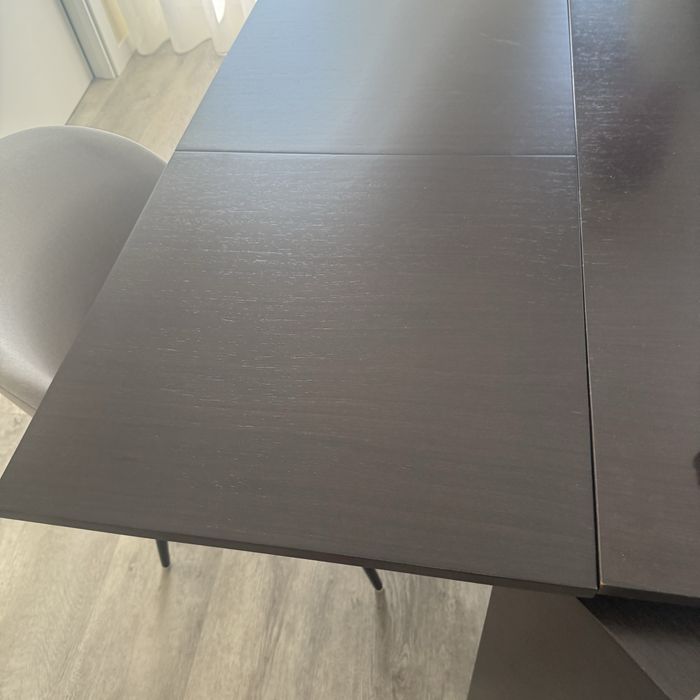 Mesa de Jantar Extensível em Madeira Maciça (1,80 m até 2,80 m)