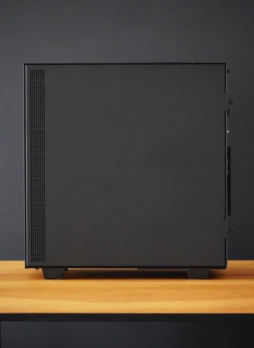 Komputer stacjonarny AMD Ryzen 9 3900X, chłodzenie wodne, RTX 2060X
