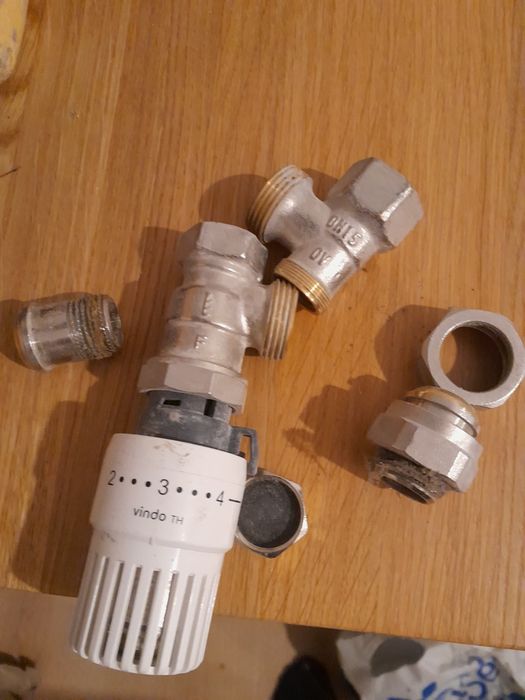 Sprzedam zawór termostatyczny
