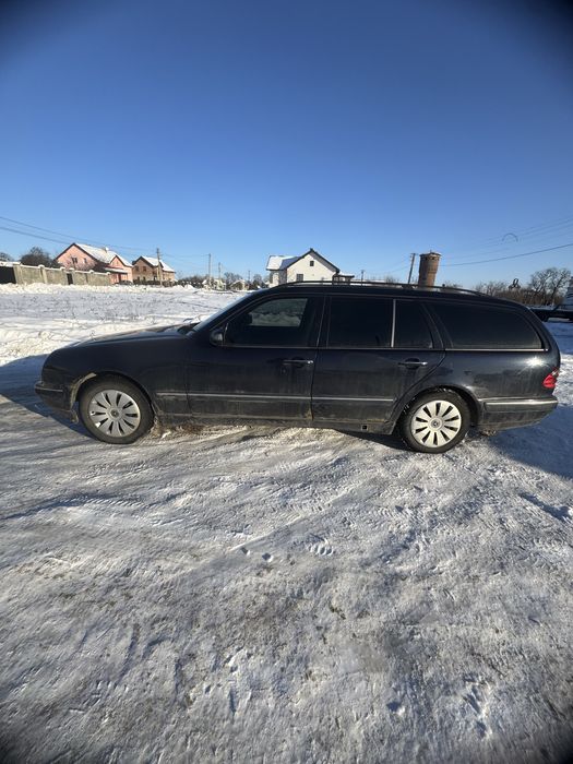 Мерседес w210 2.7сді