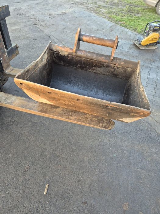 Łyżka na szybko złącze BLT 80 cm