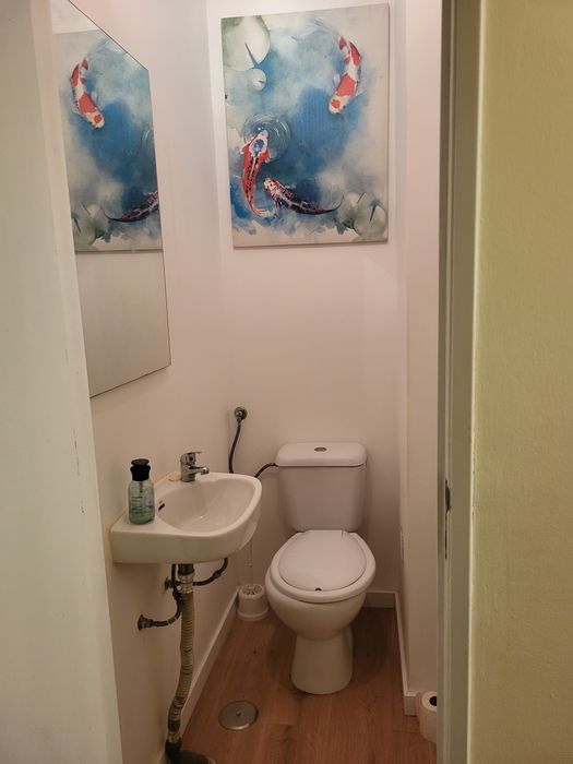 Alugo quartos em S. Sebastião