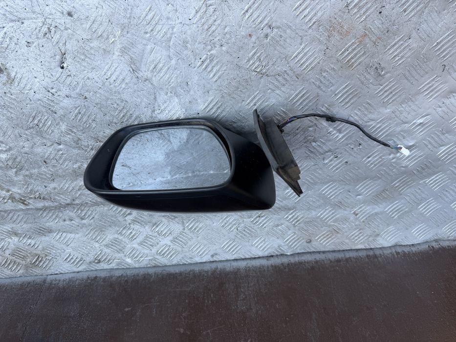 Зеркало правое Мазда сх7 mazda cx7 год 08