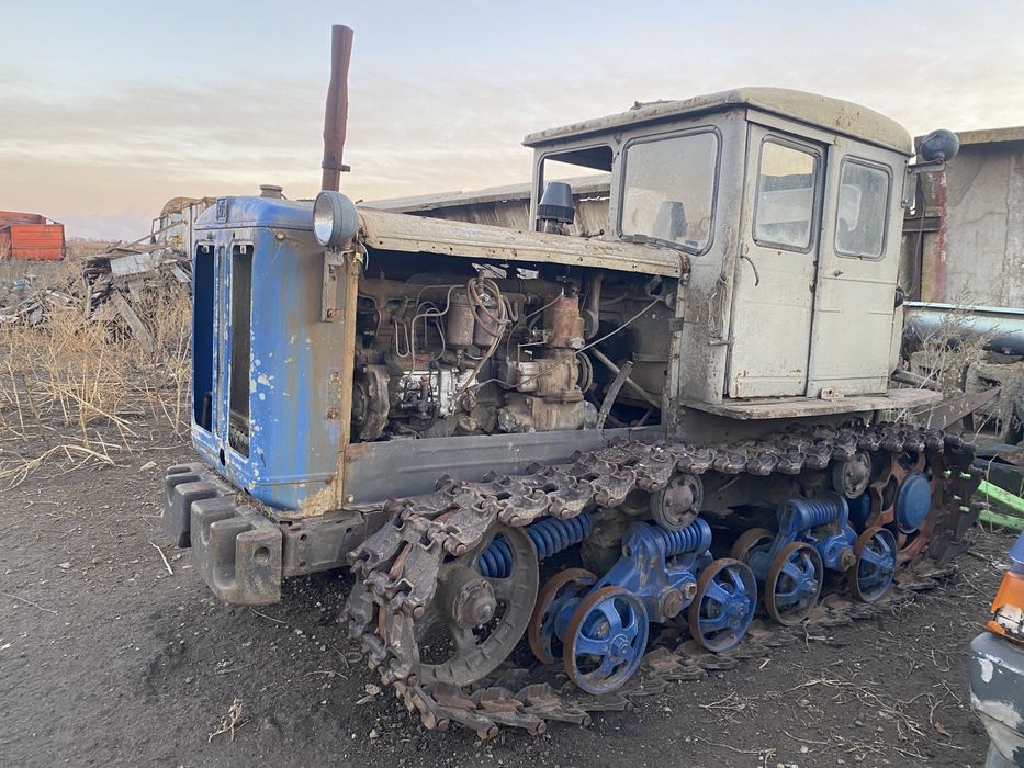 Трактор Т-74 вробочому стані