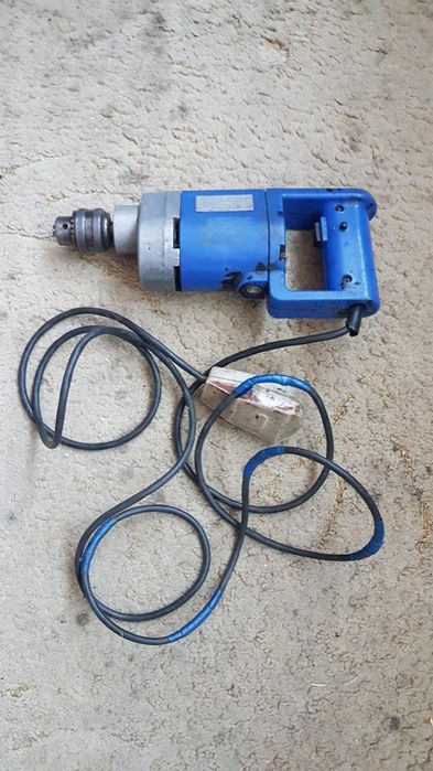 Дрель рабочая в нормальном состоянии