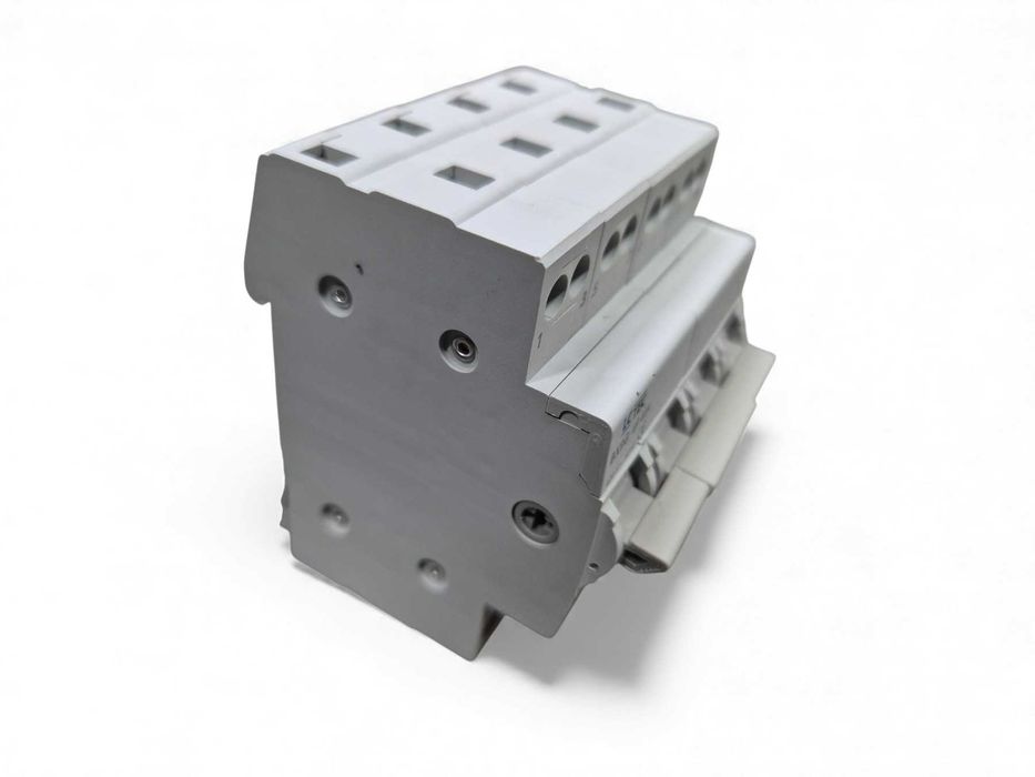 Перемикач навантаження 1-0-2 LC TEC BX9G 4P 40A