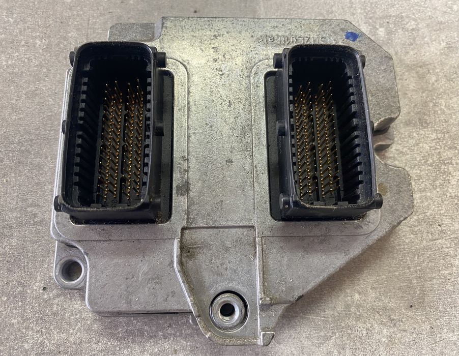 Блок управління двигуном Z18XE ЭБУ Опель Opel управление двигателем