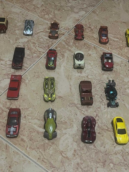 Carros Hot Wheels Modelos Anos 90 e 2000