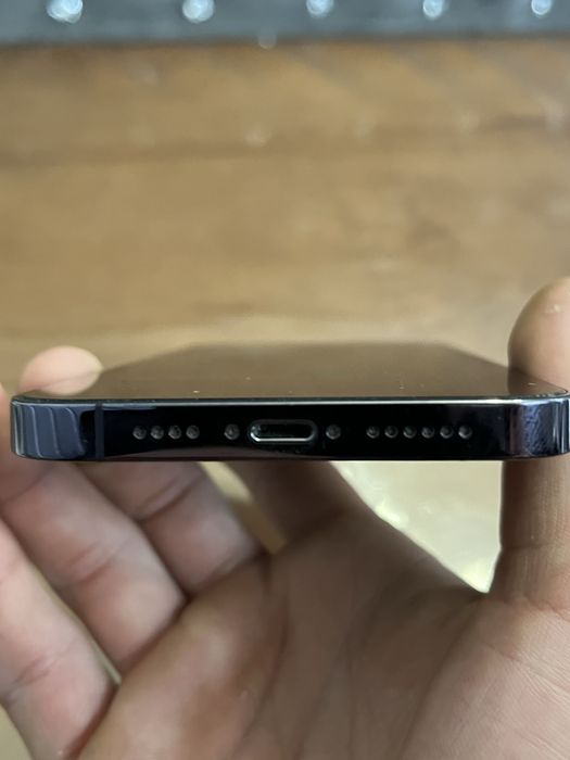 Продам Iphone 14 pro max