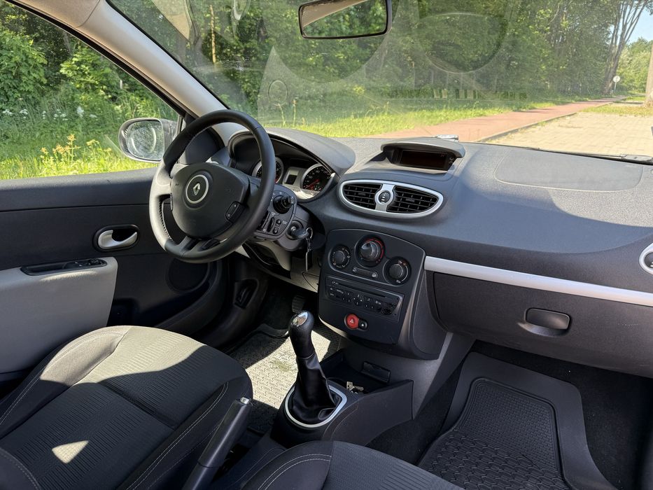 Renault Clio !!! Benzyna