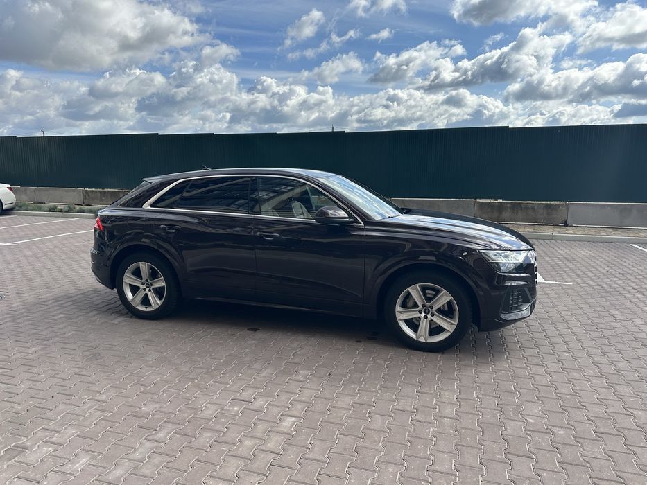 AUDI Q8 3.0 D 2021 офіц.