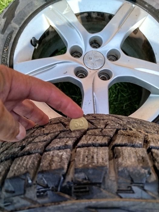 Продам диски до Пежо 508 з шинами 215/65 R16 Brіdgestone на дисках.