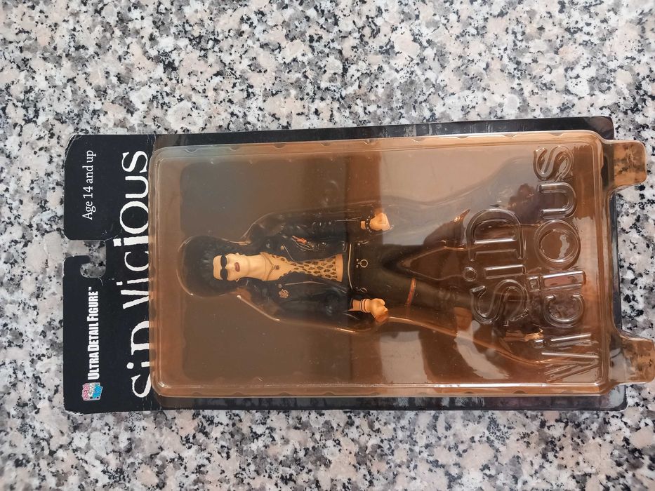 Boneco Sid Vicious Sex Pistols Ultra Detail