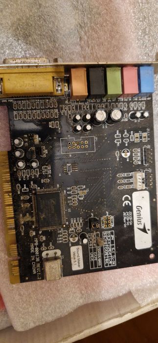 Placa de som e memorias