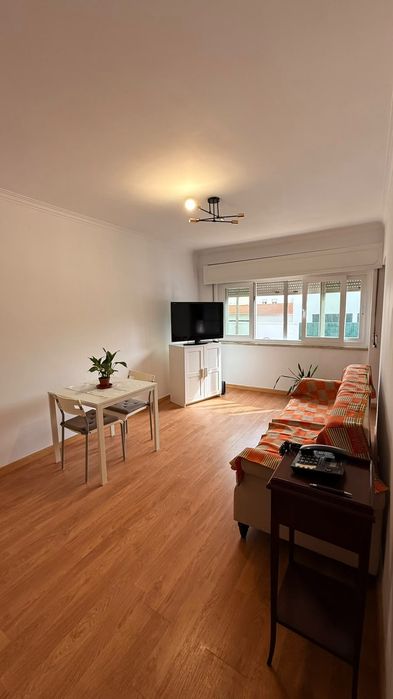 Apartamento T1 Carcavelos - 5 Minutos da Praia