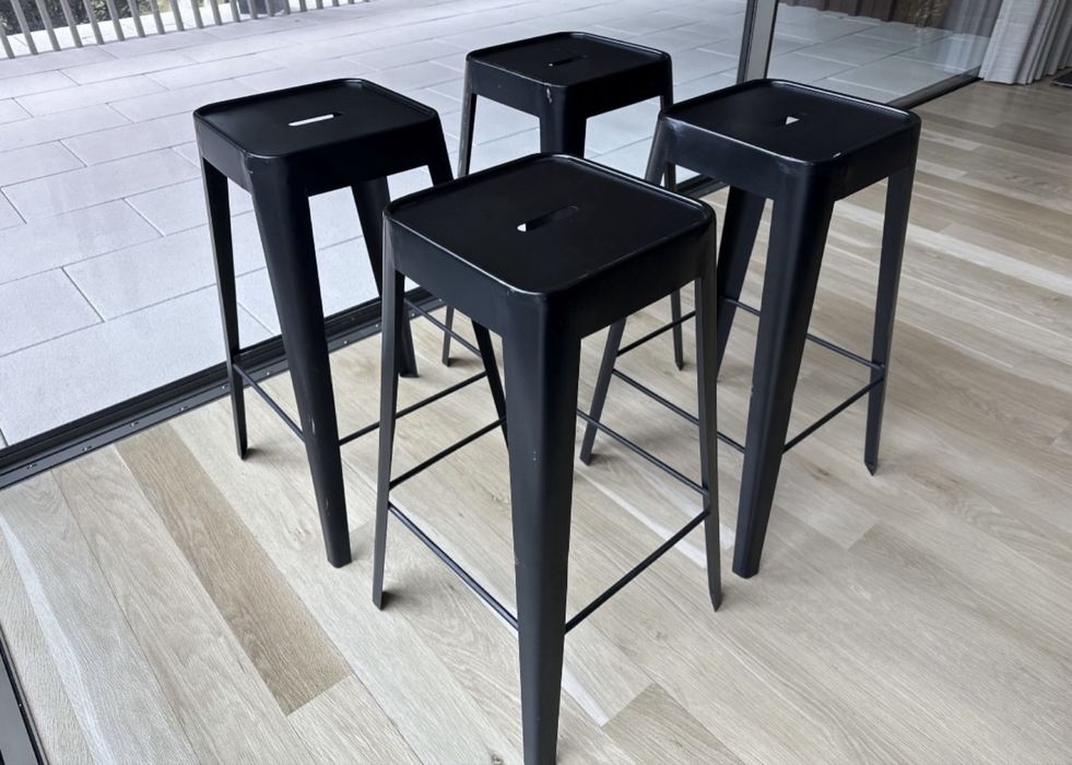Banco Alto Metal Preto (Maison du Monde)