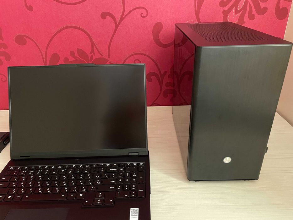 Ідеальний Lenovo Legion Pro 7 16IRX9H 16" i9-14900HX RTX4080 2TB 32GB