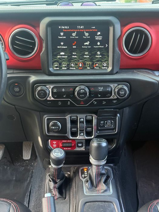 Sprzedam jeep wrangler rubicon JL