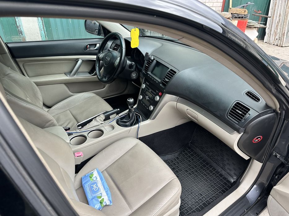 Продам доглянутий автомобіль в дуже збереженому стані
