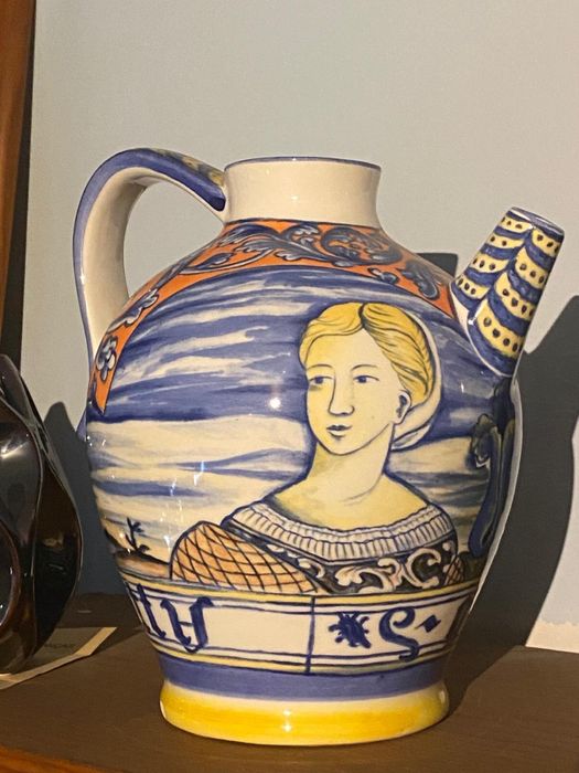 Potes de farmácia antiga (Cerâmica de Coimbra)