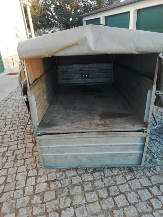 Reboque 500kg útil