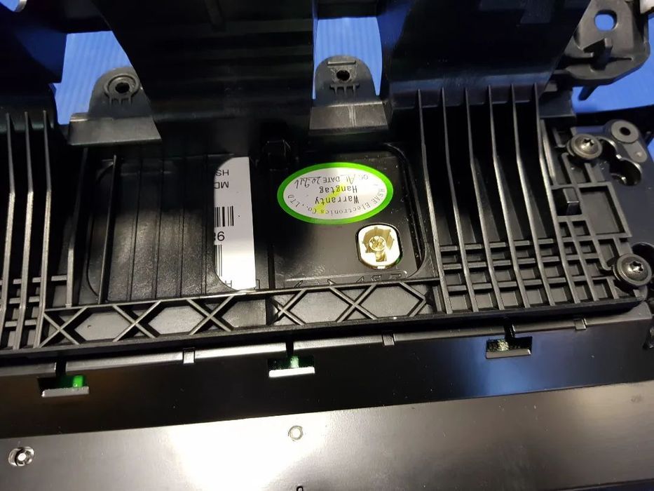 Visor ecra Gps radio peugeot 5008 P87 3008