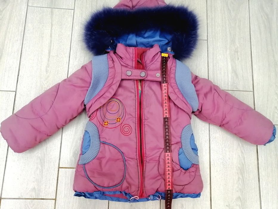 Продам куртку осень зима, теплую, на 1,5 - 2,5года