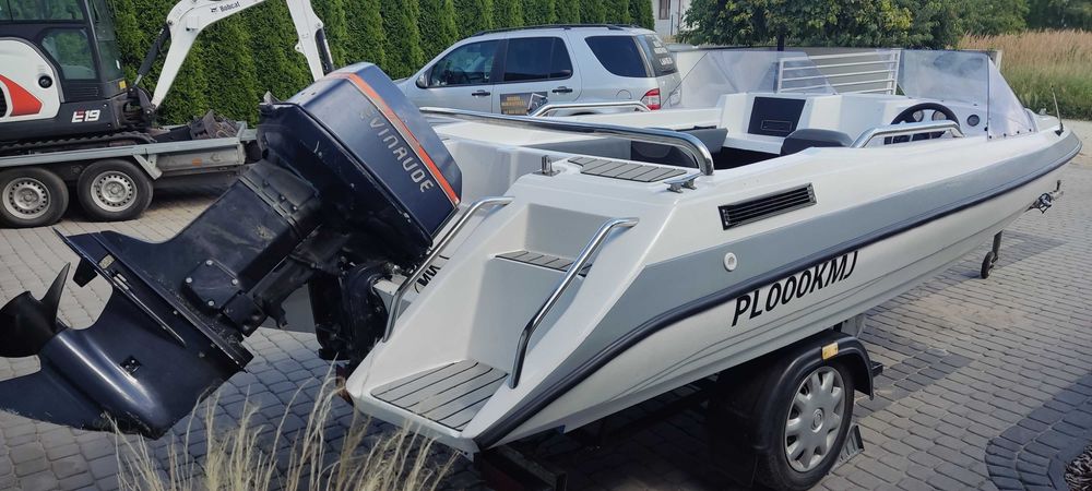 łódź motorowa, motorówka,  5,4m