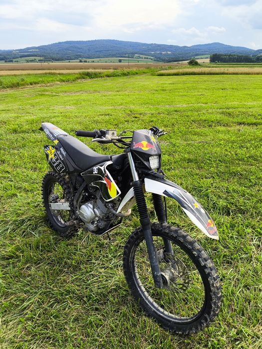 Motocykl Beta RE/RR 125