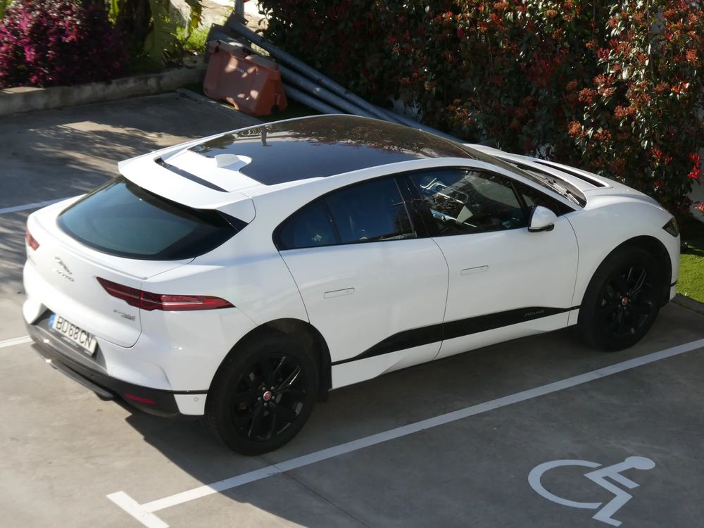 Jaguar I-Pace EV400 AWD S