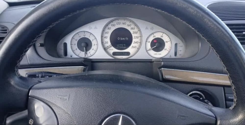 Merdedes - Benz E 220