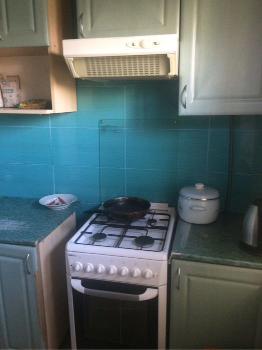 Здам двокімнатну квартиру ,вул.Дегтярівська,28,біля метро Лукянівка