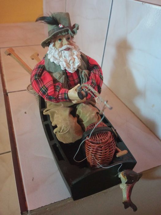 figurka vintage ,,wędkarz''