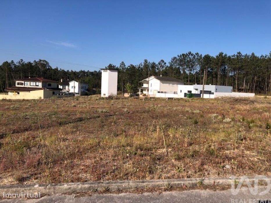 Terreno para construção em Amor