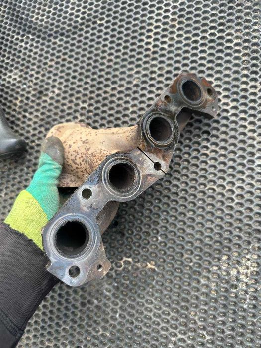 Выпускной коллектор Дача Сандеро Dacia sandero