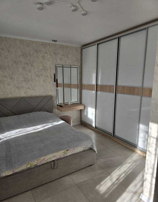Продам будинок з новим ремонтом в с. Крижанівка