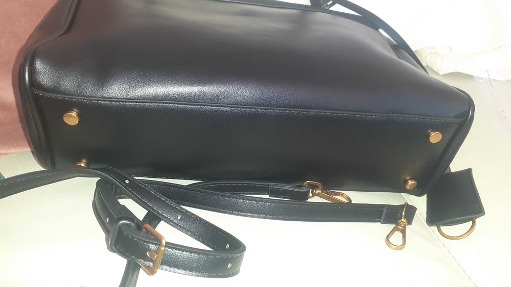 Bolsa preta chique nova