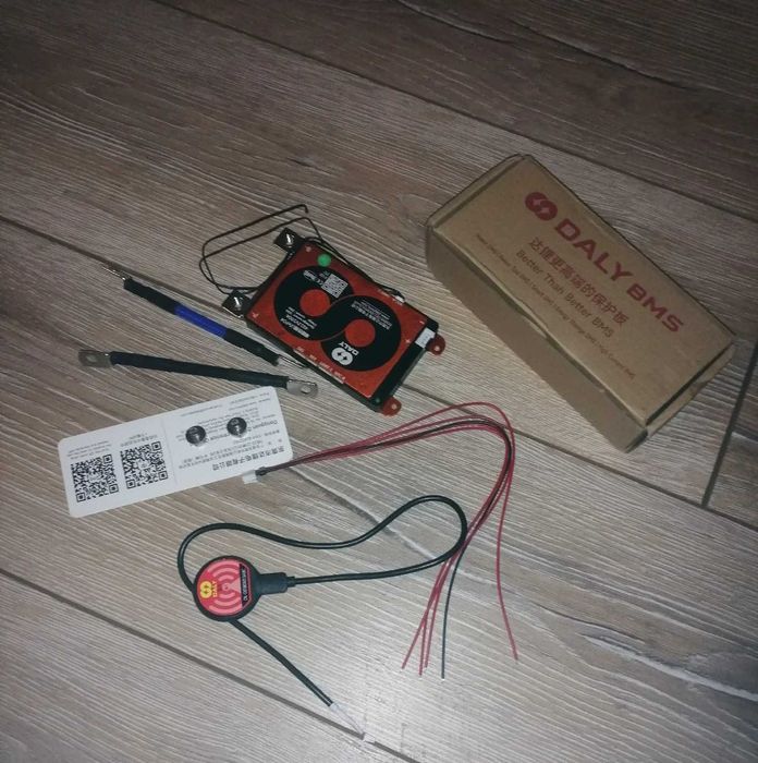 Плата электронная - умной зарядки и бмс защиты батарей Daly Smart BMS