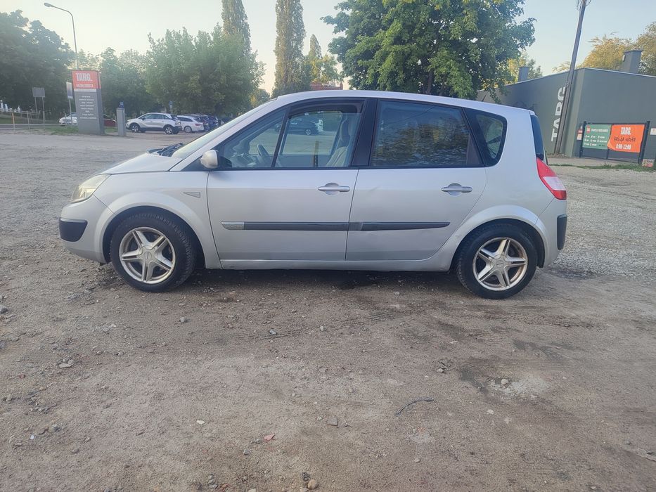 Renault Megane Scenic 2 2004