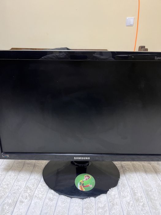 ЖК Монитор Samsung LED