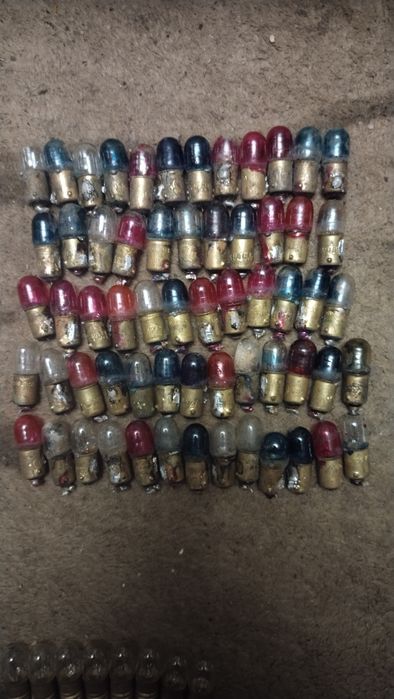 Гірлянди ялинкові 12 штук.