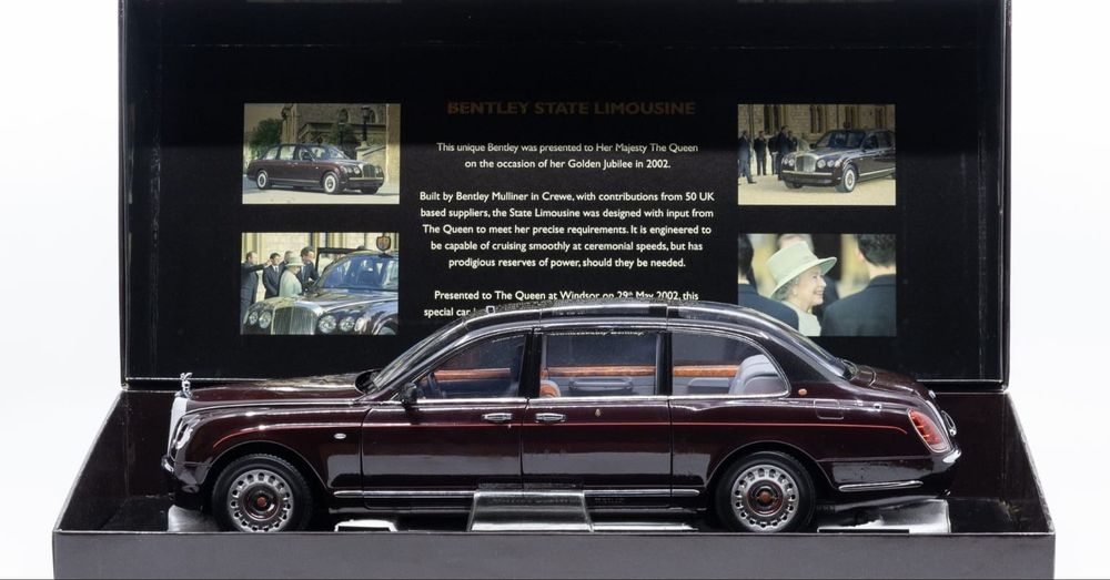 Bentley State Limousine (Rainha Isabel II) - Minichamps 1:18 (Raro)