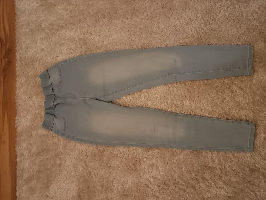 Spodnie jeansowe dla dziewczynki jasne