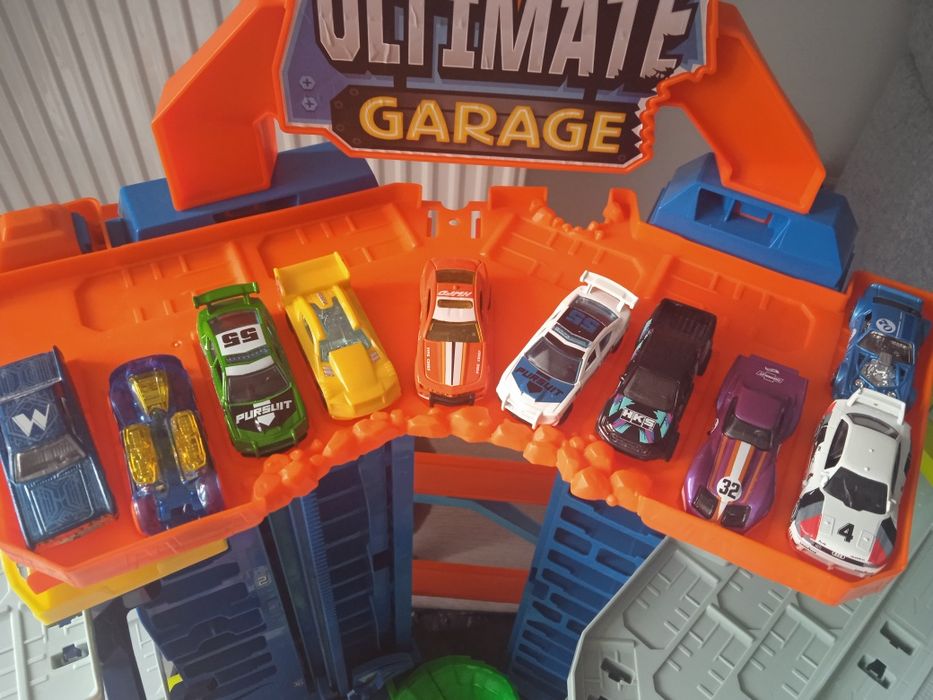 ミニカー Hot Wheels Ultimate Garage Hot Wheels Hw Ultimate Garage City Robo Beasts Zestaw do