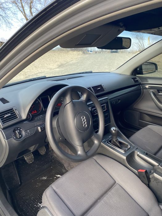 Продам ауді а4 б6 2003 рік