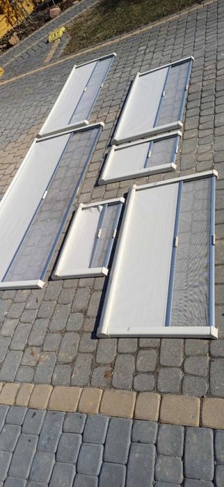 Roleta z moskitierą przyczepa kempingowa kamper